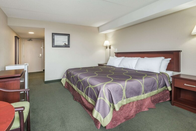 Hotel Super 8 Mississauga