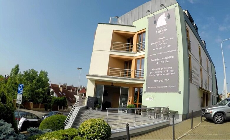 Hotel Troja