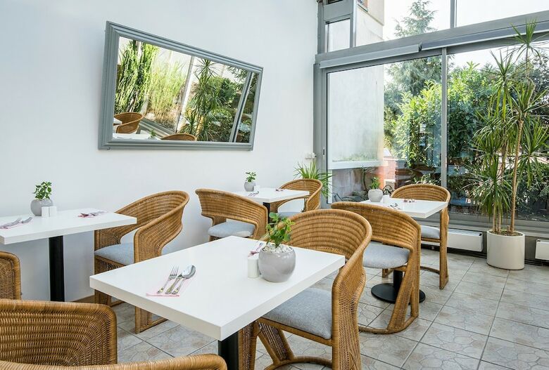 Hotel Troja