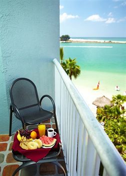 Hotel Shephard's Beach Resort