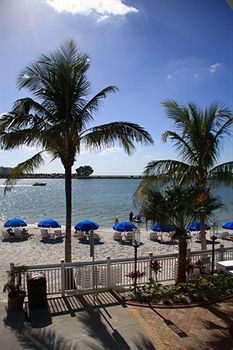 Hotel Shephard's Beach Resort