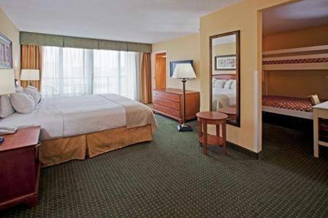 Holiday Inn Hotel & Suites Clearwater Beach