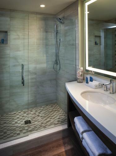 Hotel Opal Sands