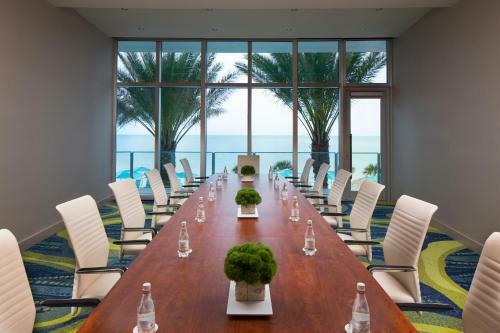 Hotel Opal Sands