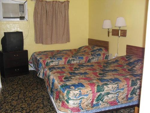Shore Winds Motel