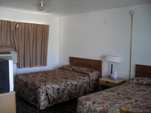 Shore Winds Motel
