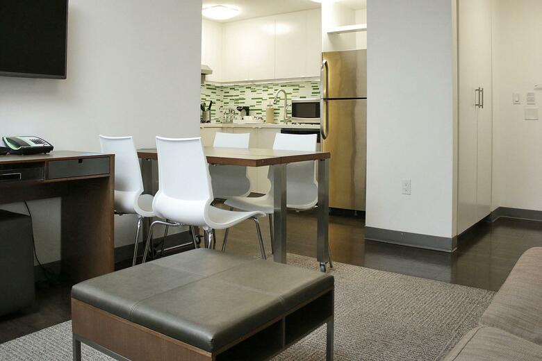 Hotel Element Miami Doral