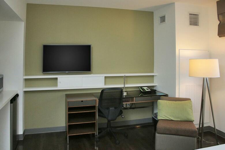 Hotel Element Miami Doral