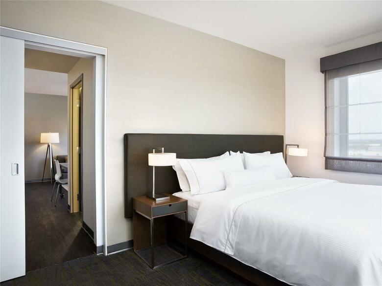 Hotel Element Miami Doral
