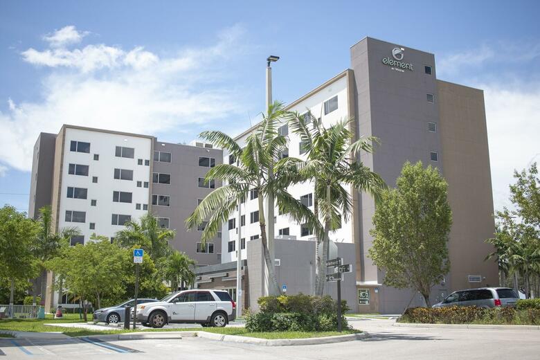 Hotel Element Miami Doral