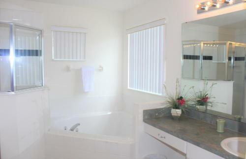 Balmoral Villa Ta708