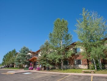 Steamboat Mountain Lodge
