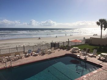 Beachside Motel