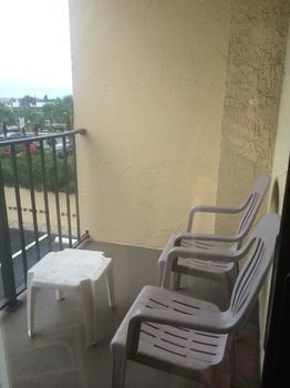 Beachside Motel