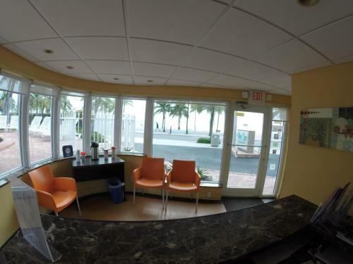Hotel Silver Seas Beach Resort
