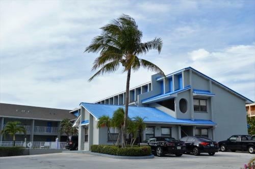 Hotel Dockside Inn & Resort