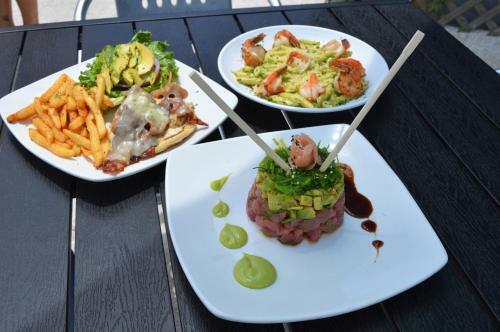 Hotel Dockside Inn & Resort