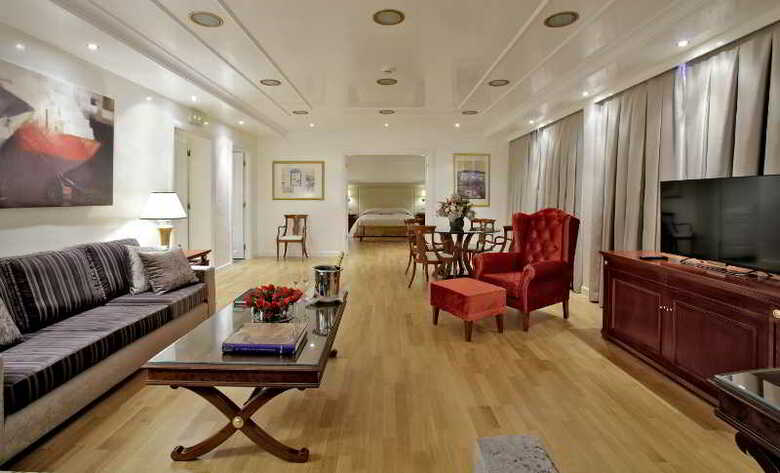 Hotel Piraeus Theoxenia