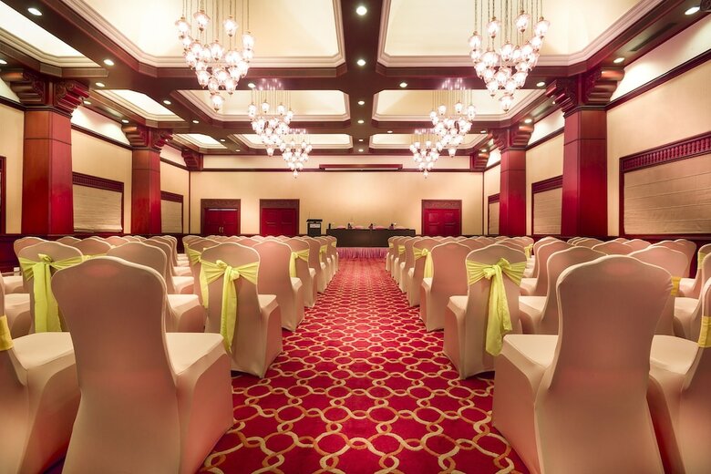 Hotel Grt Grand