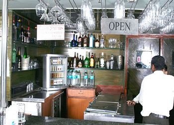 Shanti Palace Hotel