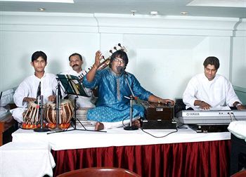 Shanti Palace Hotel