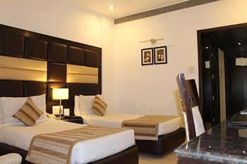 Shanti Palace Hotel