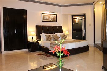 Shanti Palace Hotel