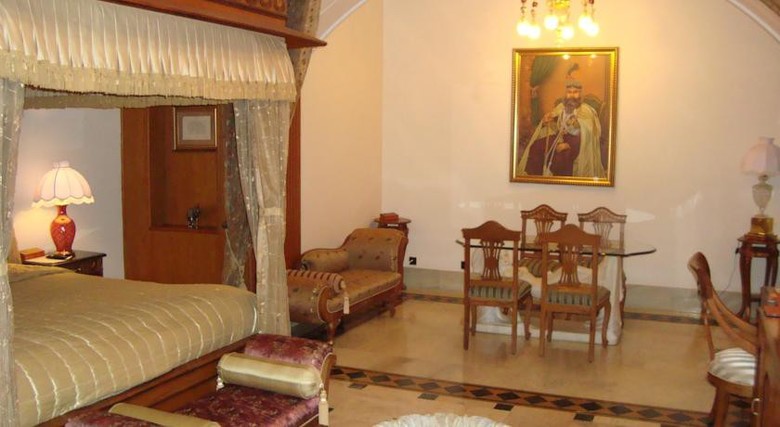 Hotel Shiv Vilas