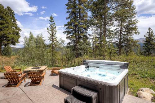 Sunrise Ski Haus