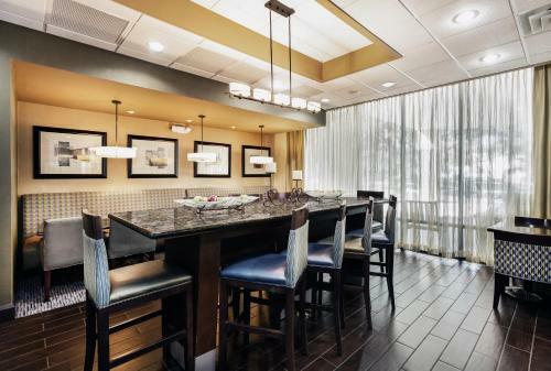 Hotel Hampton Inn Gainesville