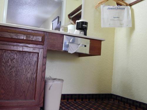 Hotel Howard Johnson Express Gainesville