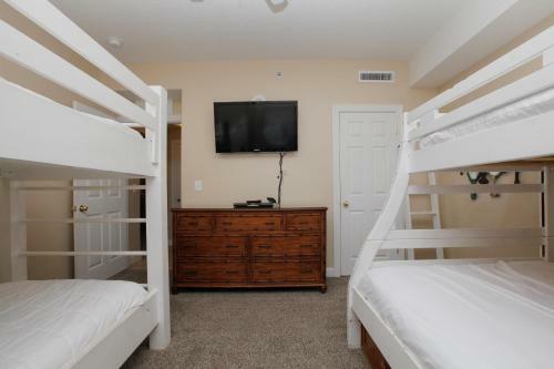 Hotel Tropic Winds Resort By Panhandle Getaways