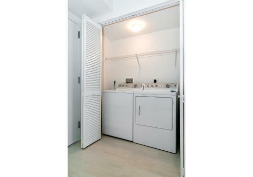 Apartamento Beachwalk Resort By Sunnyside Retreats