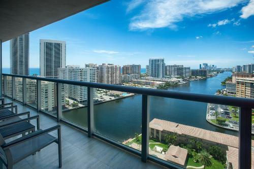 Apartamento Beachwalk Resort By Sunnyside Retreats