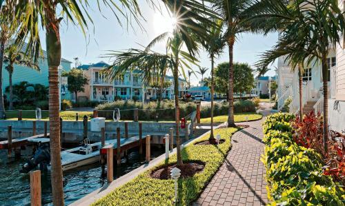 Villa Islander Bayside Townhomes
