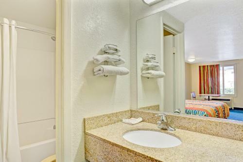 Motel Knights Inn Jacksonville Southeast