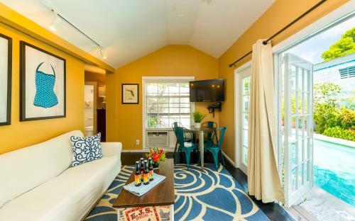 Rose Lane Villas