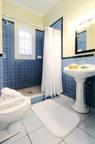 Avalon Bed And Breakfast