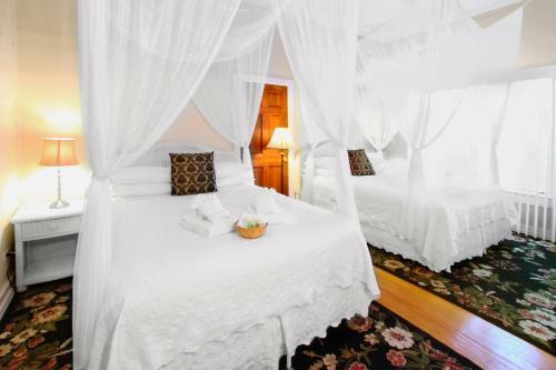 Avalon Bed And Breakfast
