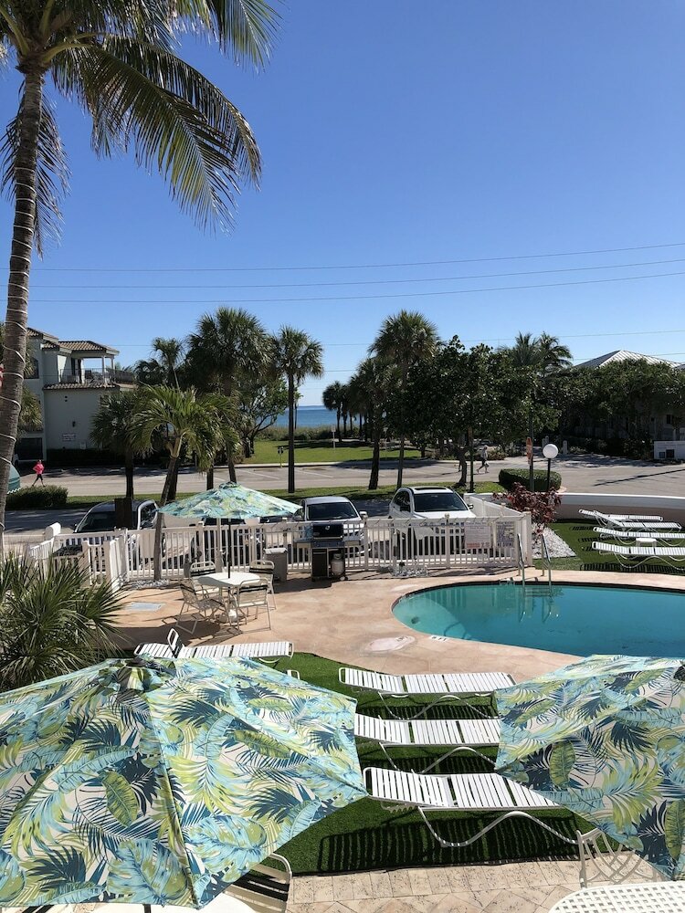 Hotel Coral Key Inn