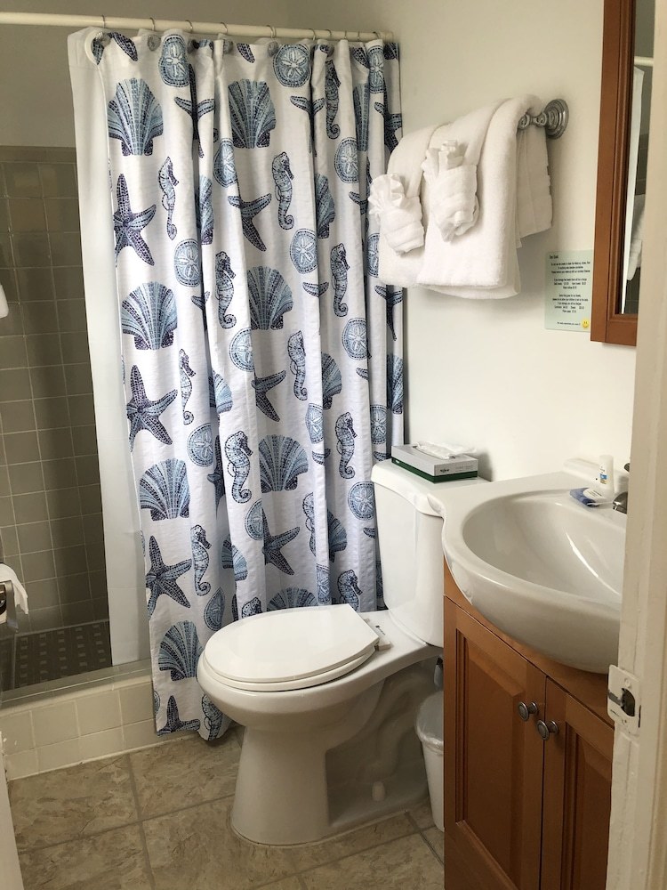 Hotel Coral Key Inn
