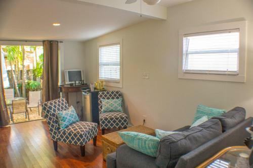 Duval House Bed And Breakfast
