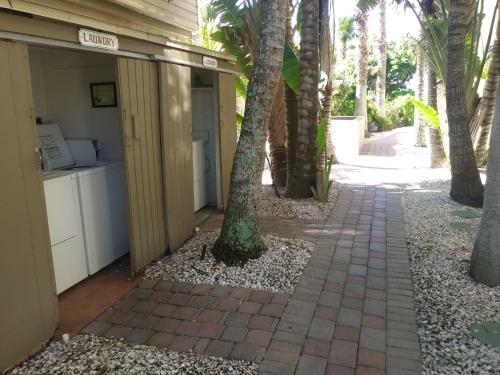 Posada Turtle Crawl Inn - Longboat Key