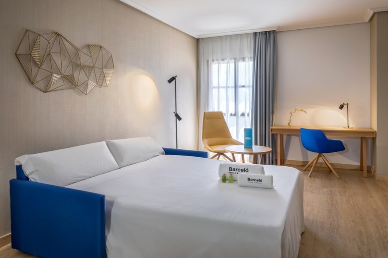 Hotel Barcelo C�ceres V Centenario