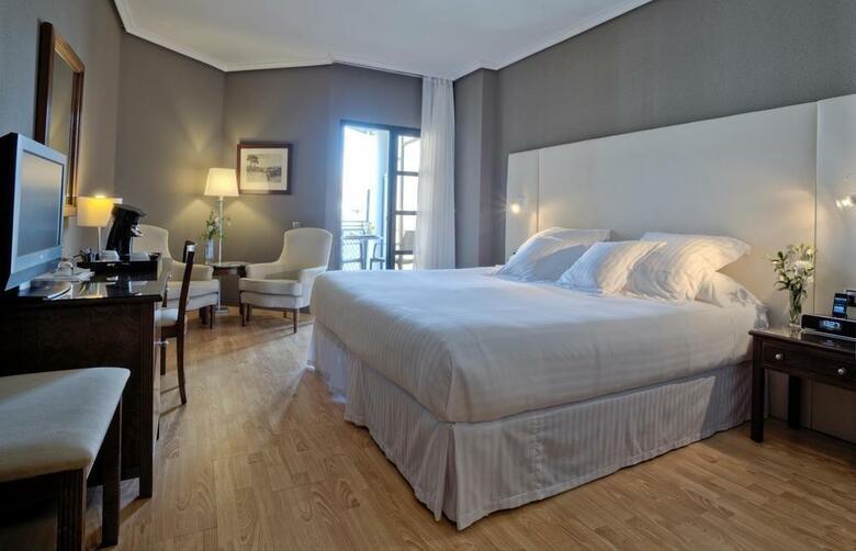 Hotel Barcelo C�ceres V Centenario