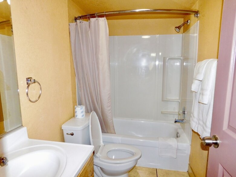 America's Best Value Inn Executive Suites & Hotel