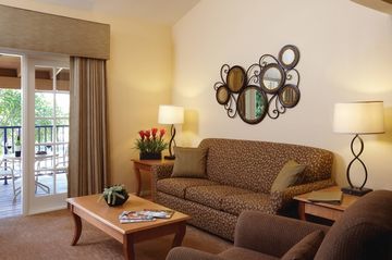 Hotel Dolphins Cove Resort