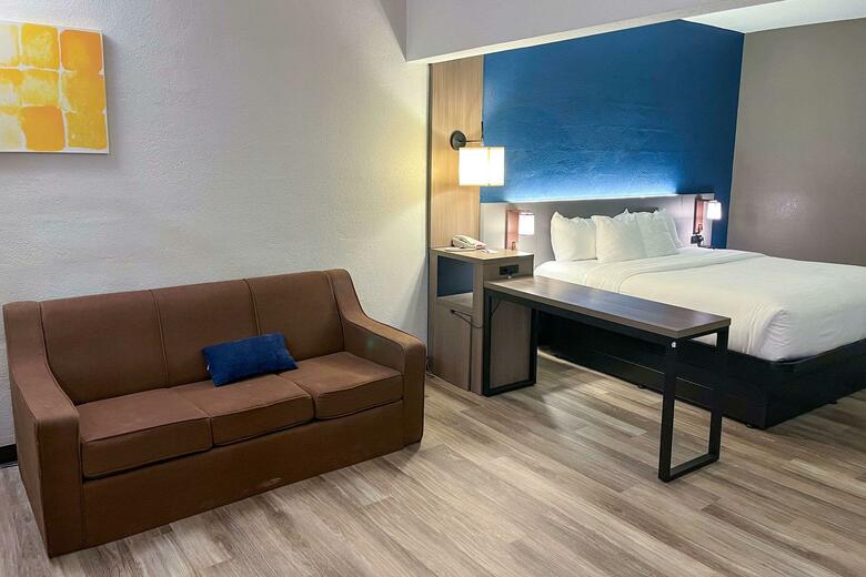 Hotel Comfort Suites