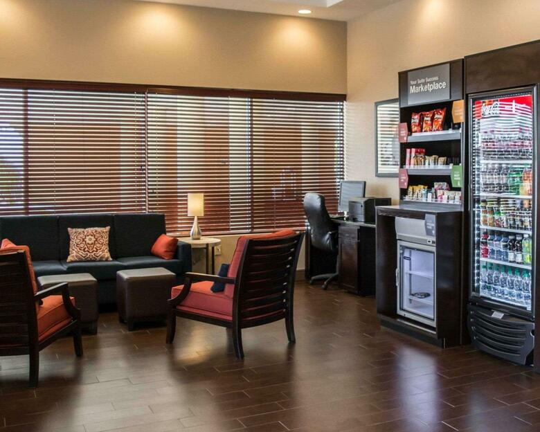Hotel Comfort Suites