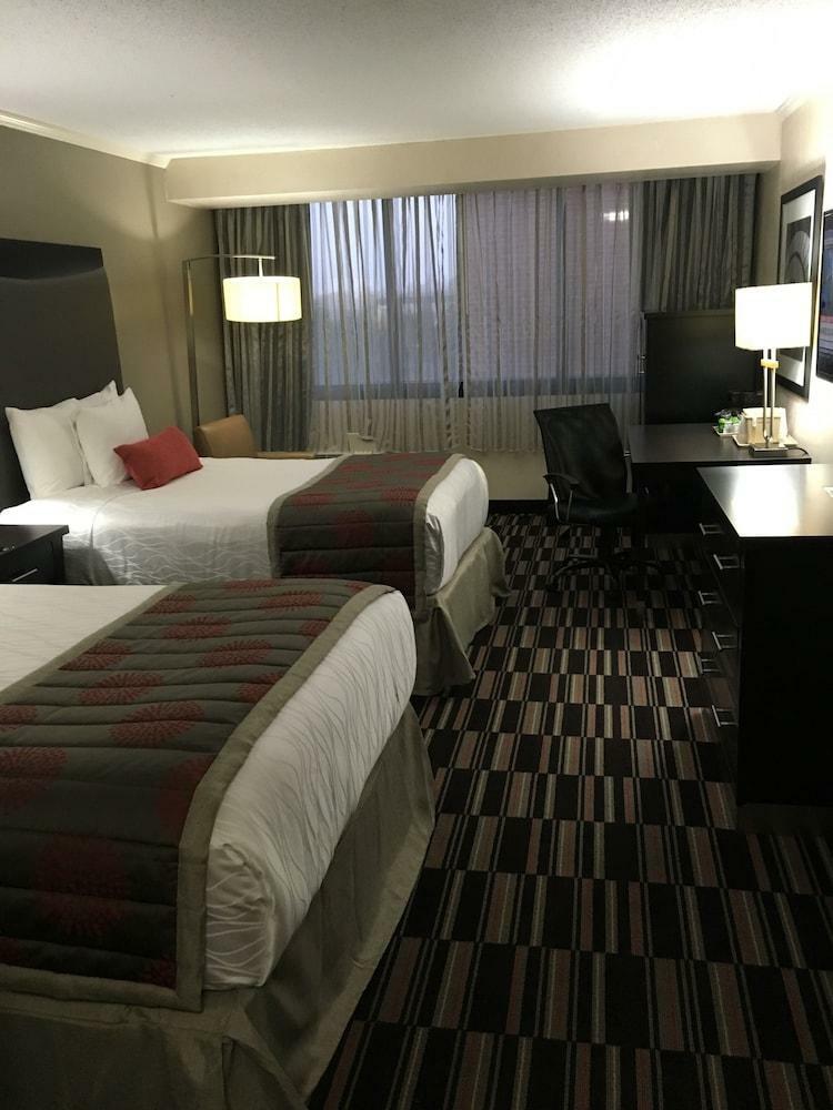 Hotel Ramada Airport Conference Center